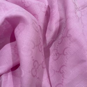 Gucci logo scarf satin wool